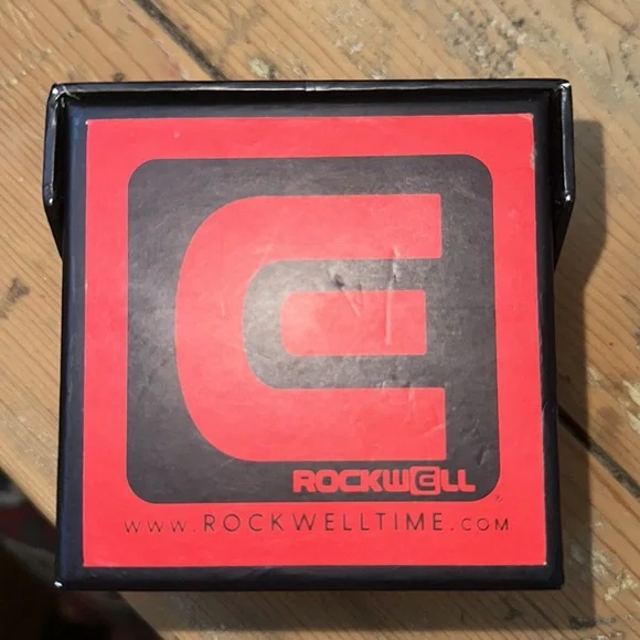 ROCKWELL men’s watch.  Like new.  White and silver - Picture 8 of 8